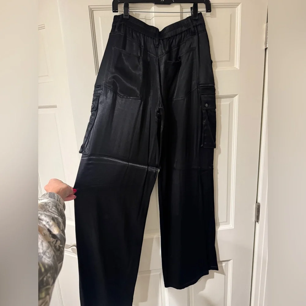 Alice + Olivia Black Satin Cargo Wide-Leg Trousers